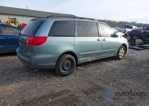 2008 Toyota Sienna Le z USA, uszkodzony, nr VIN 5TDZK23CX8S117578